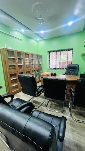 Advocate's chamber